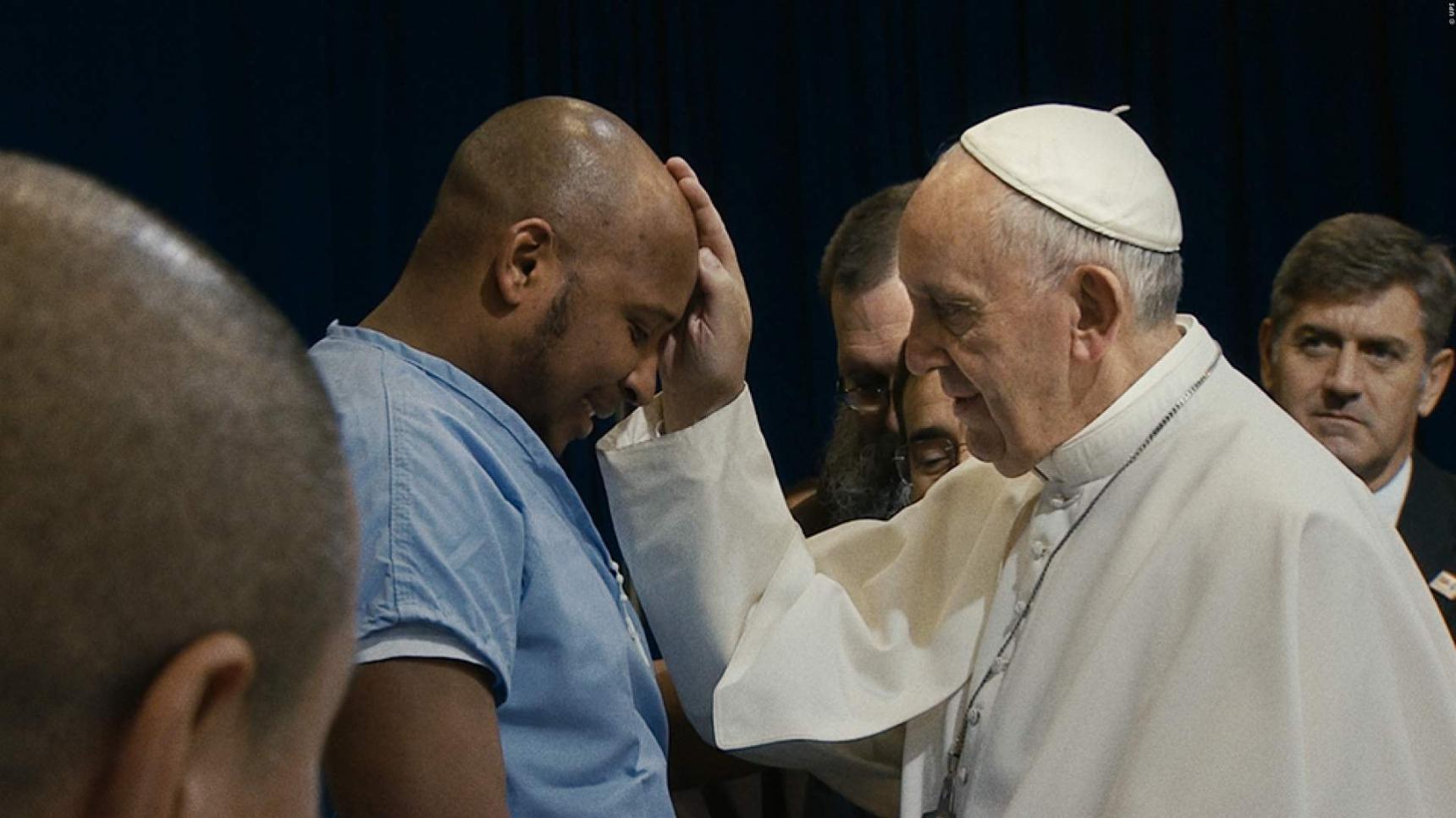 Fondo de pantalla de la película El Papa Francisco. Un hombre de palabra en Cuevana 3 gratis