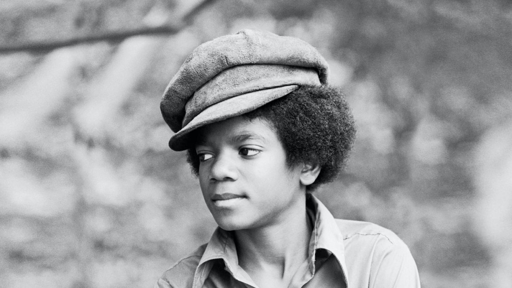 Fondo de pantalla de la película Michael Jackson: La vida de un ídolo en Cuevana 3 gratis